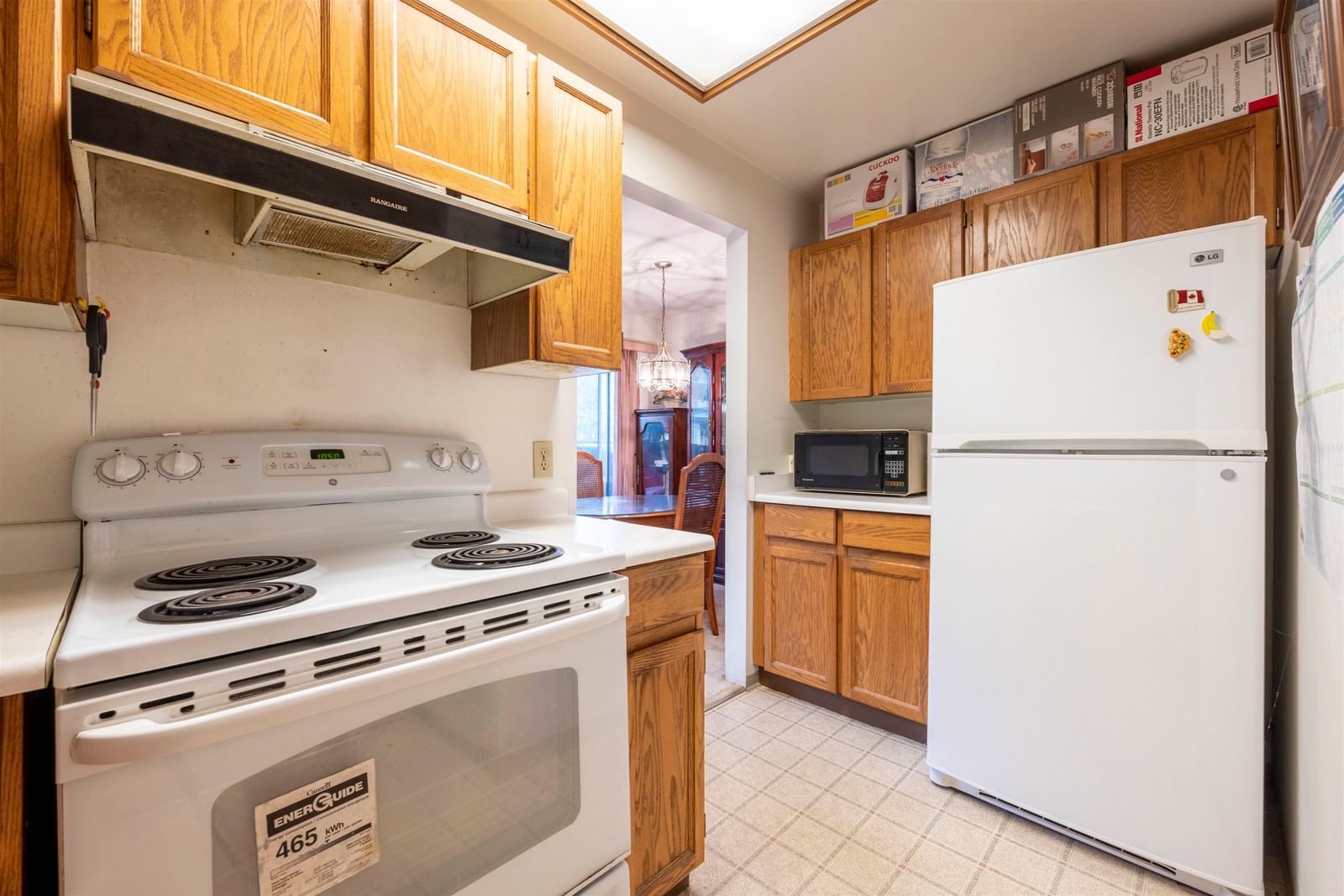 Listing Image 9