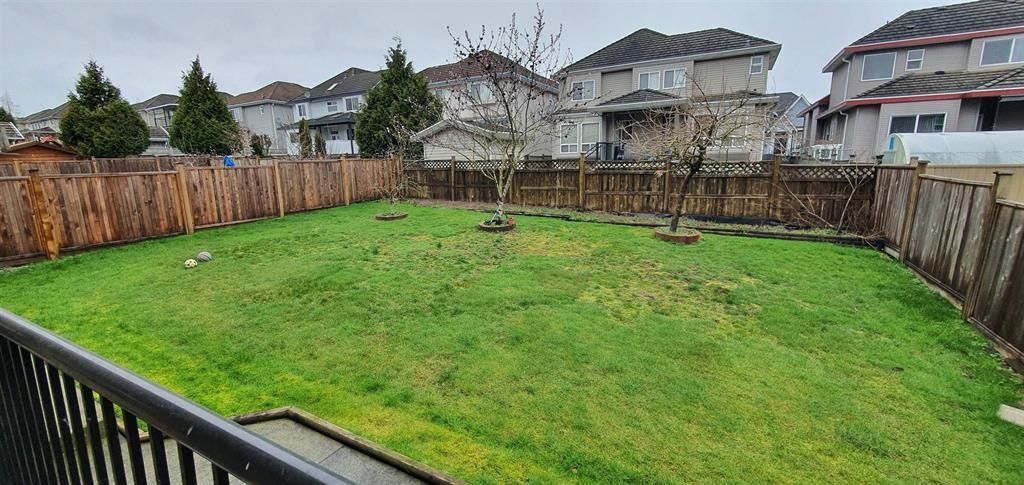 Listing Image 17