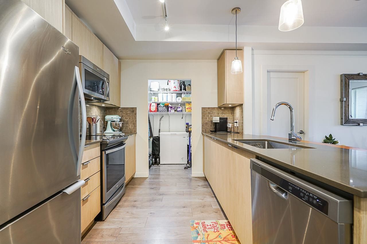 Listing Image 13