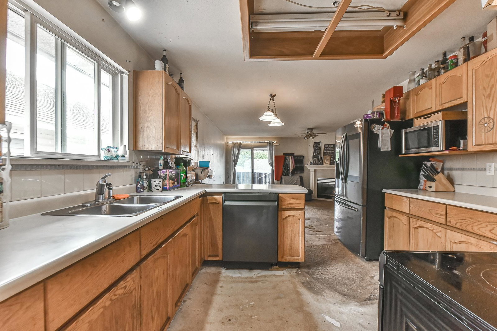 Listing Image 10