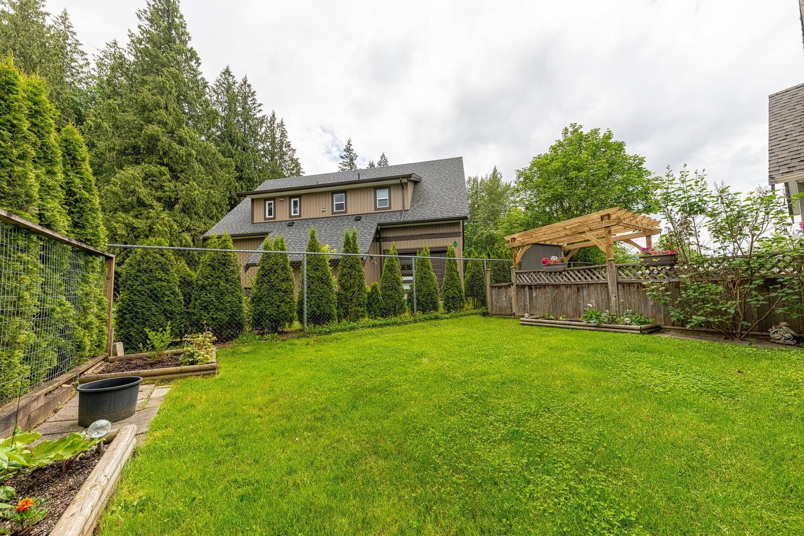 Listing Image 27