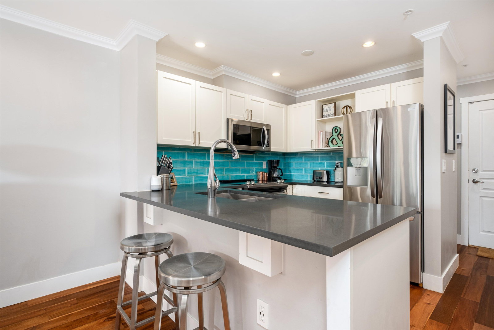 Listing Image 15