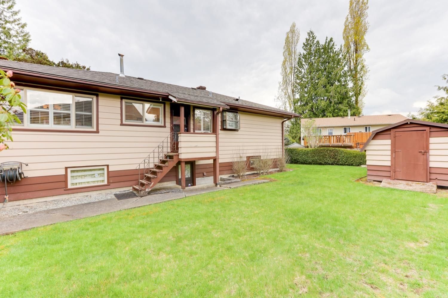 Listing Image 13