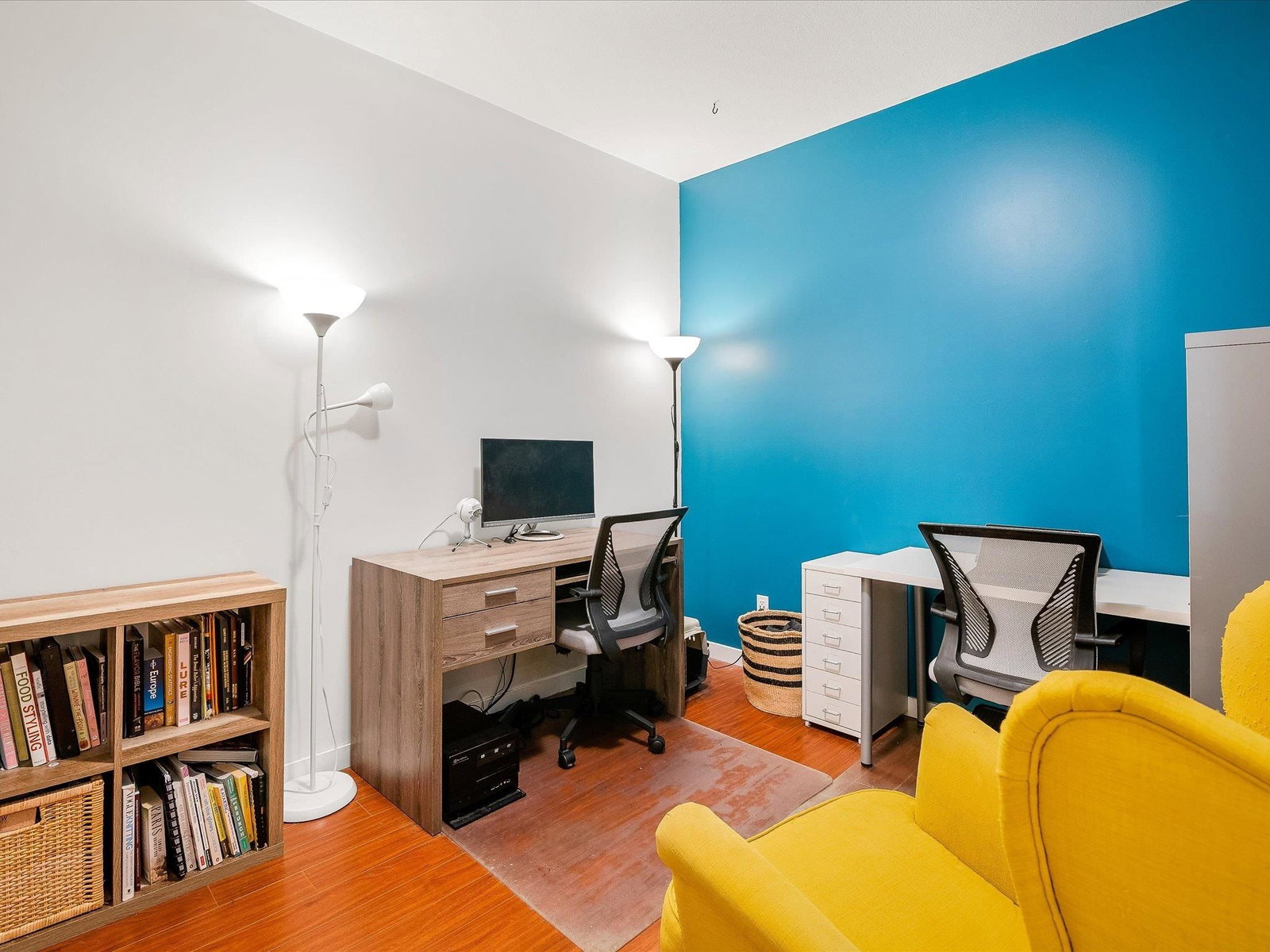 Listing Image 9
