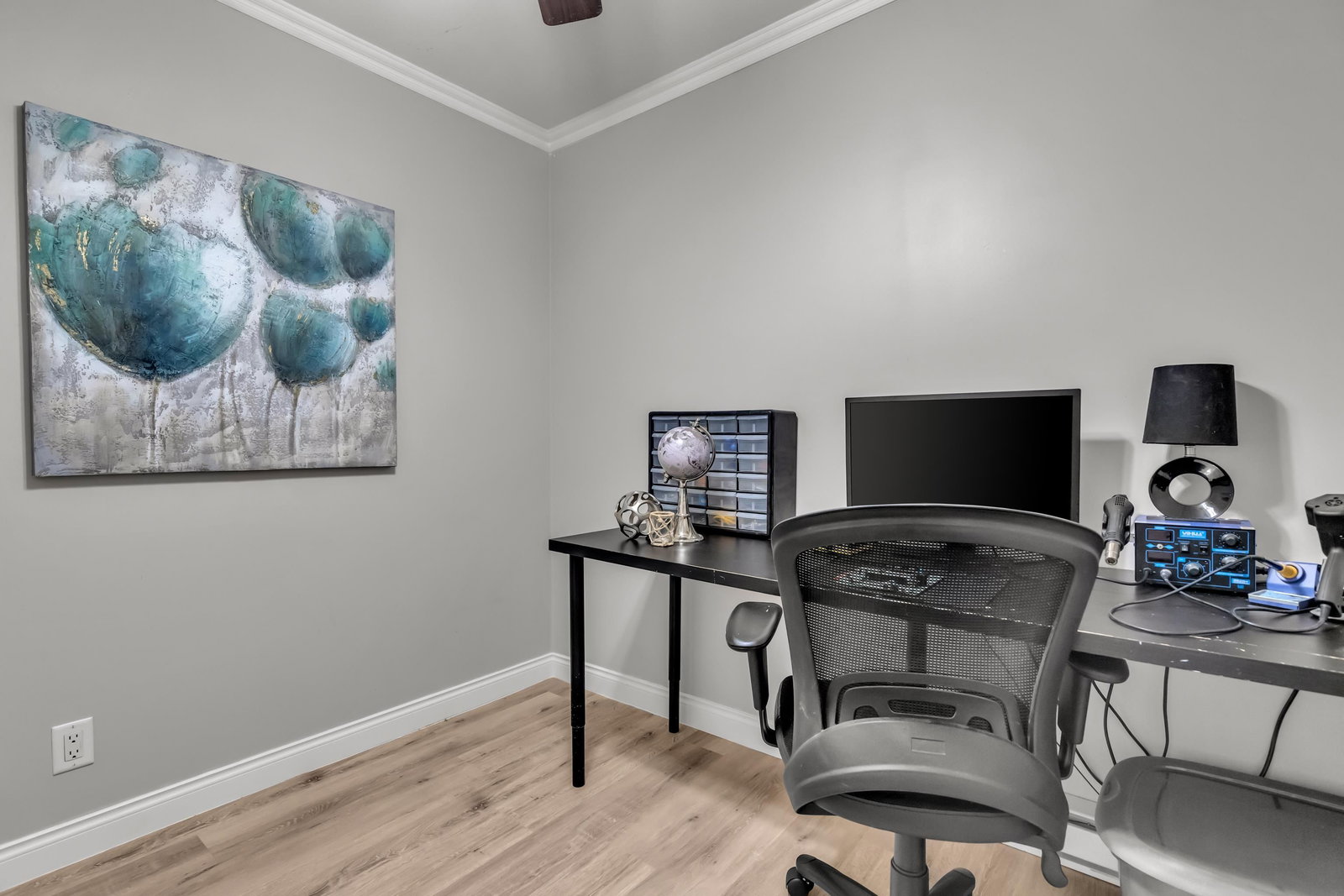 Listing Image 23