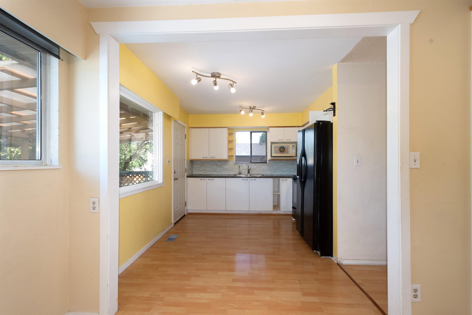 Listing Image 15