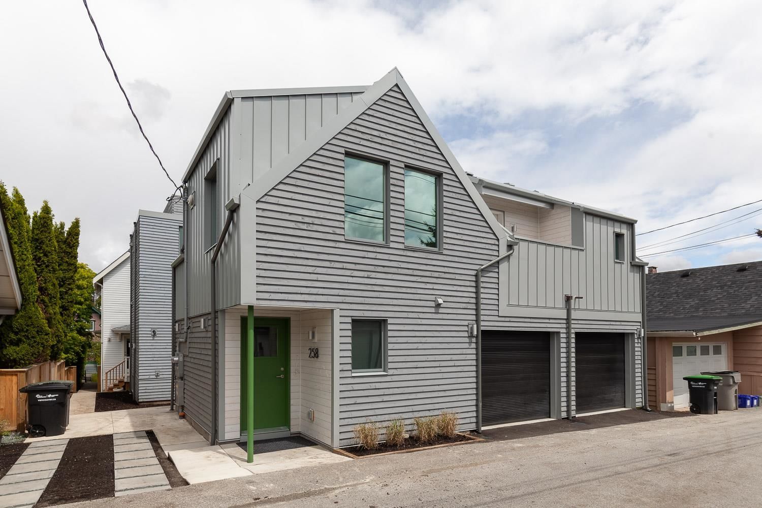 Listing Image 1