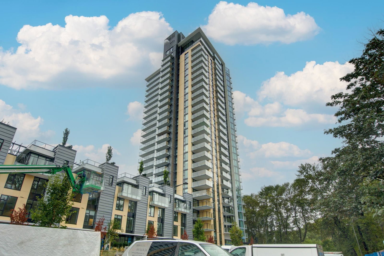 Listing Image 3