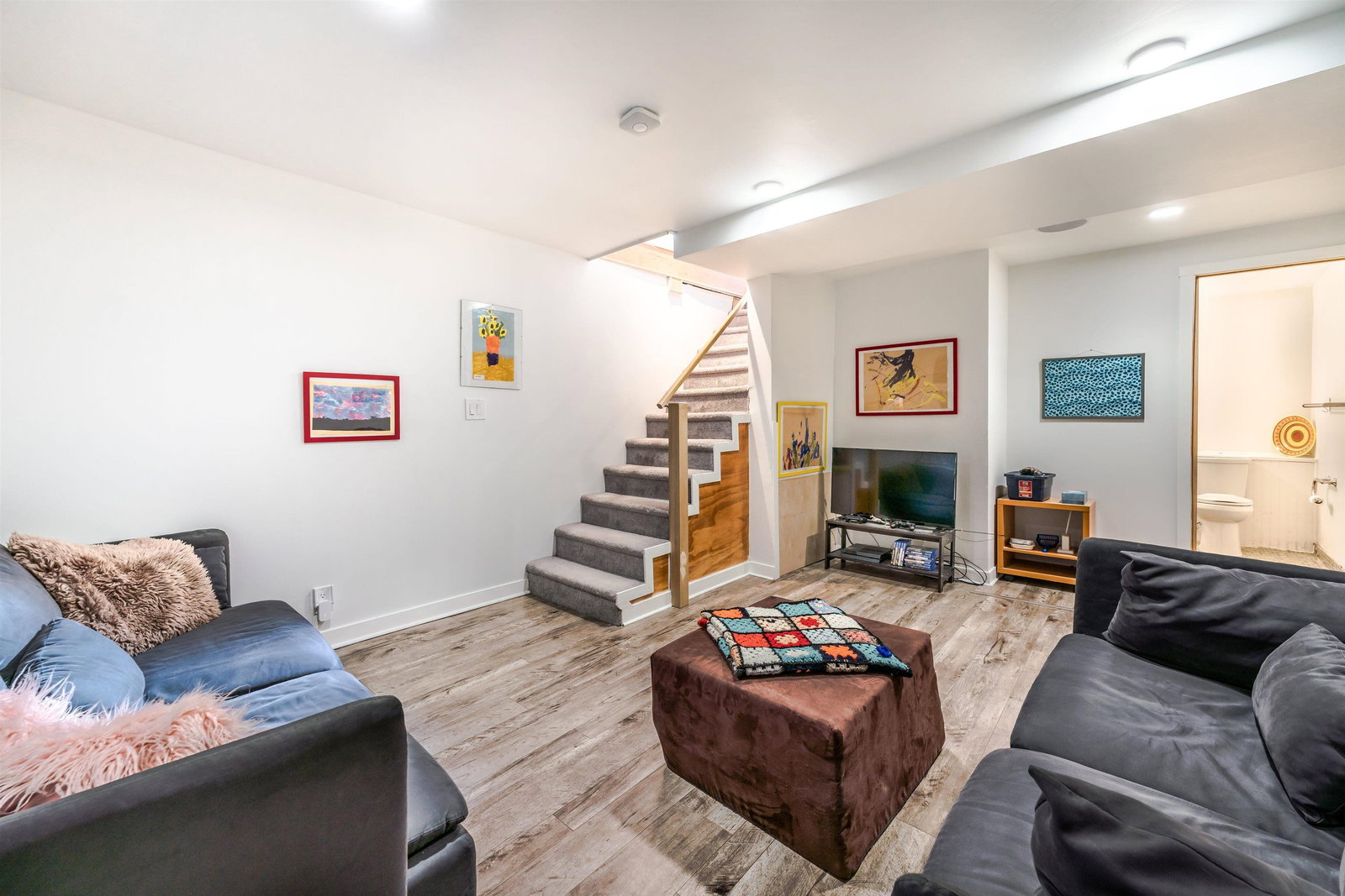 Listing Image 23
