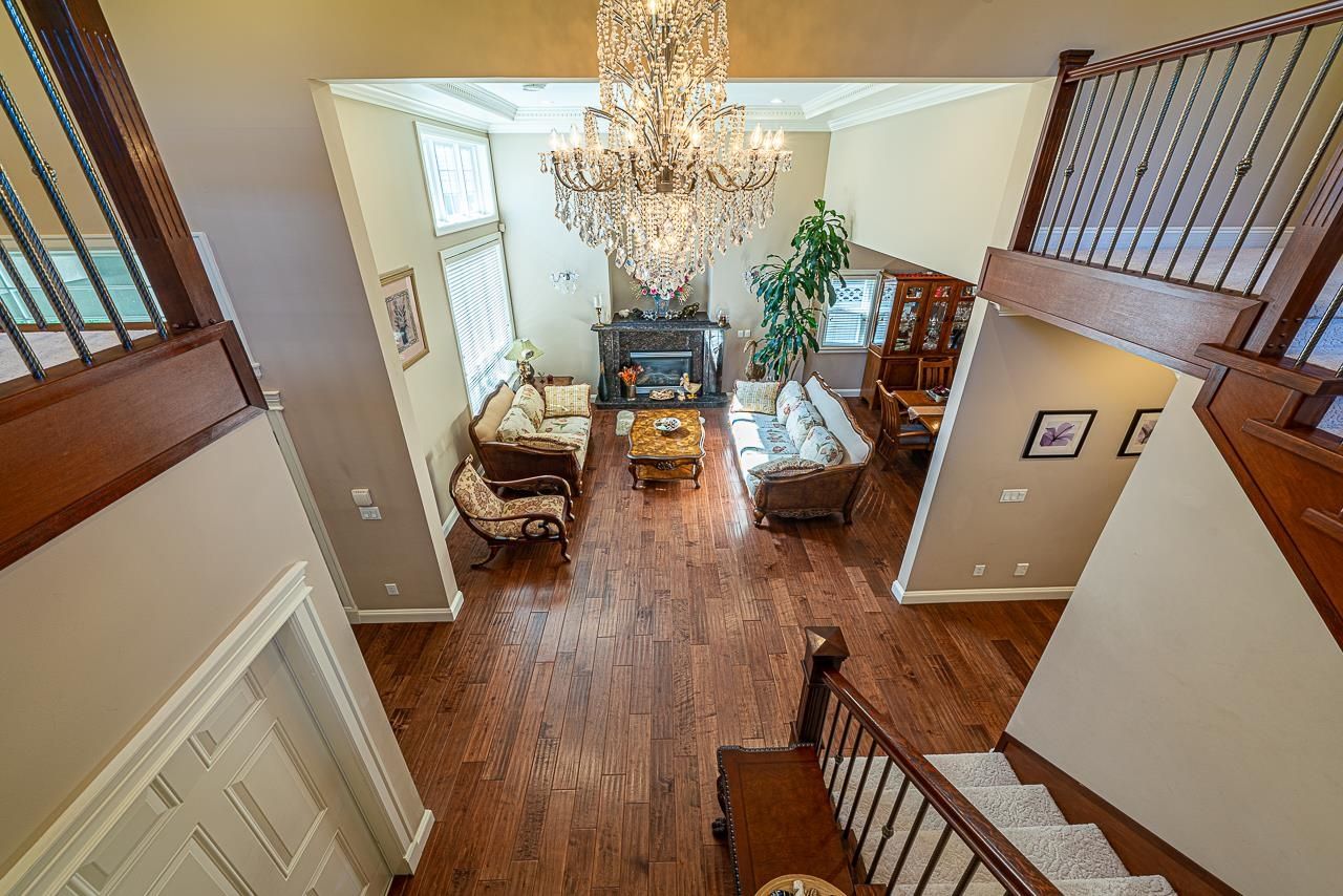 Listing Image 8