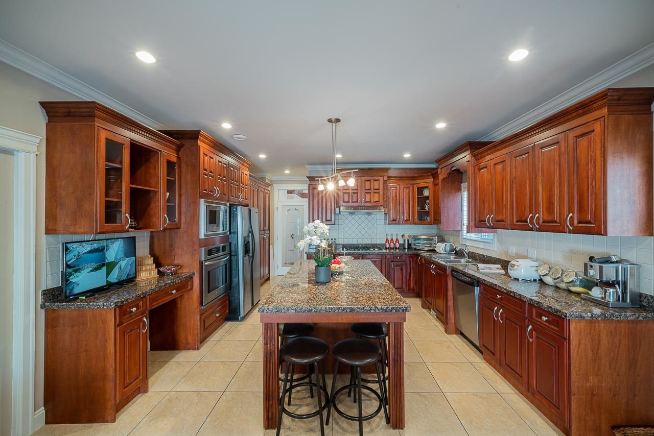 Listing Image 9
