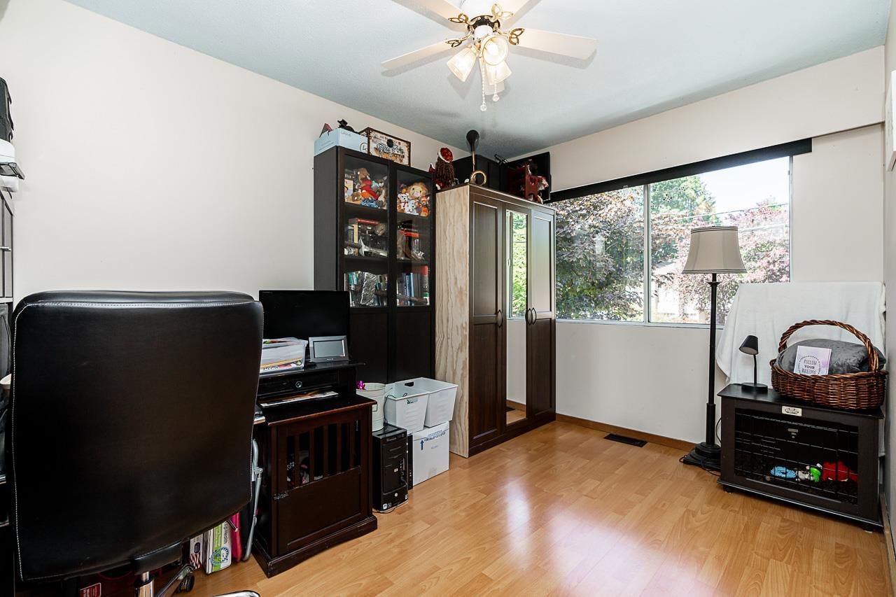 Listing Image 20