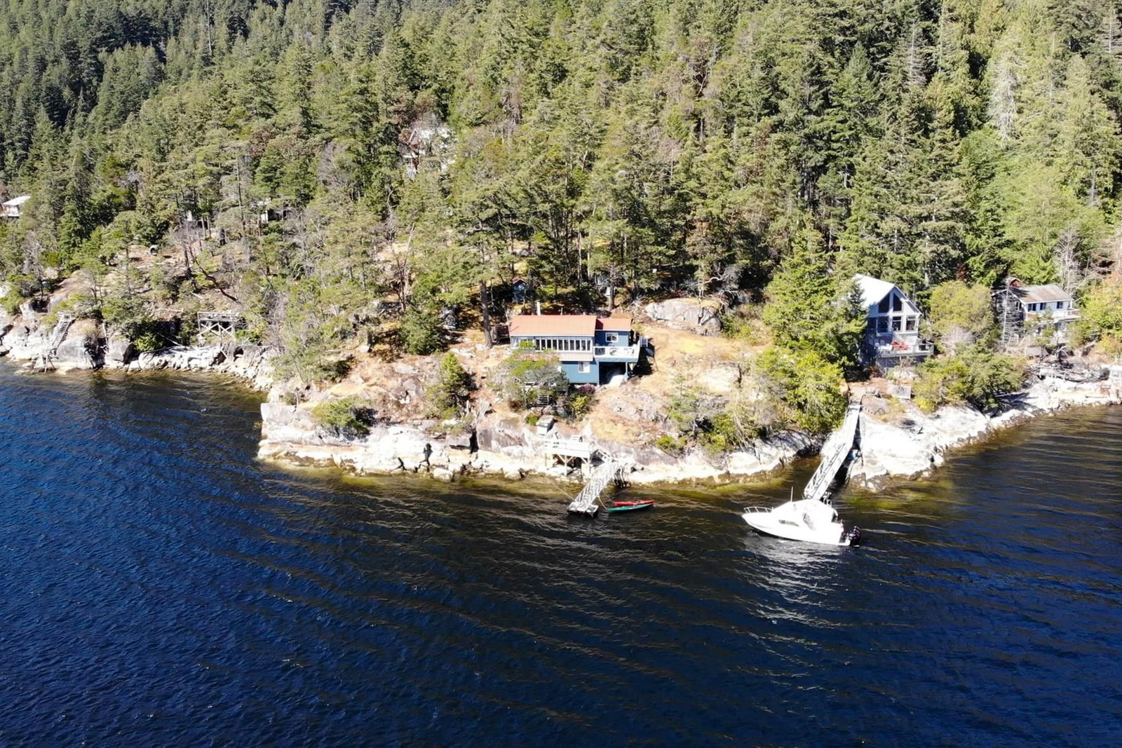 Listing Image 4