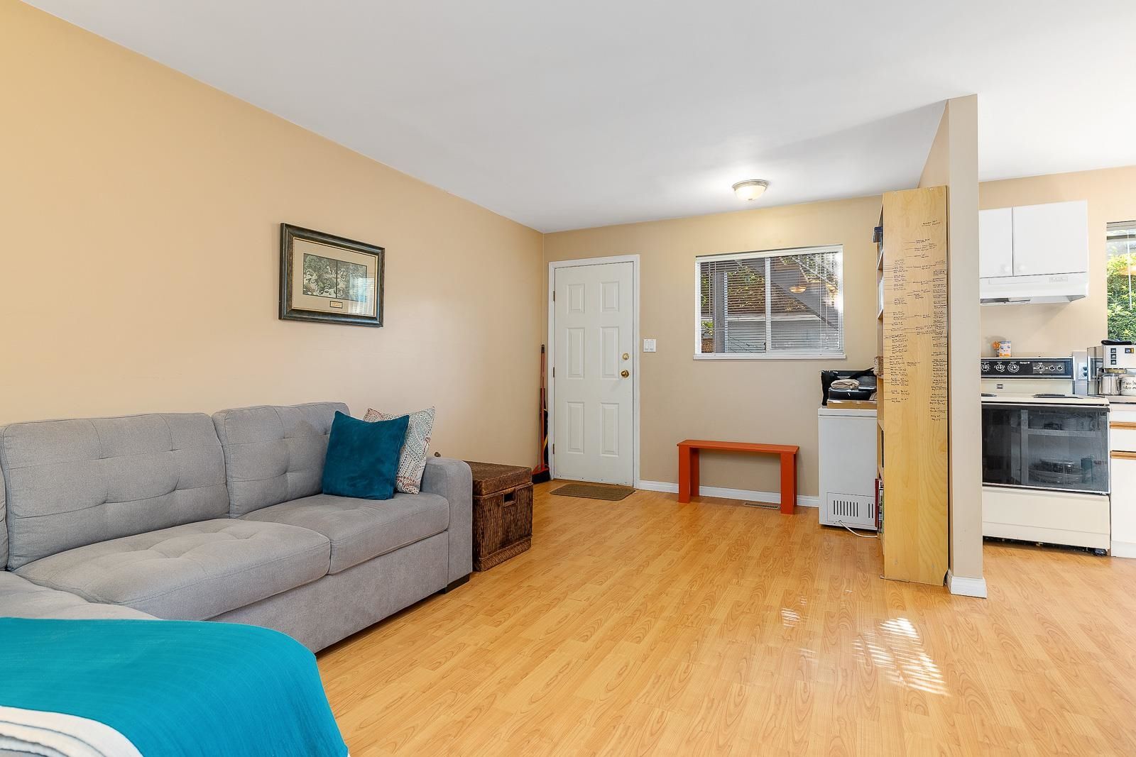 Listing Image 20