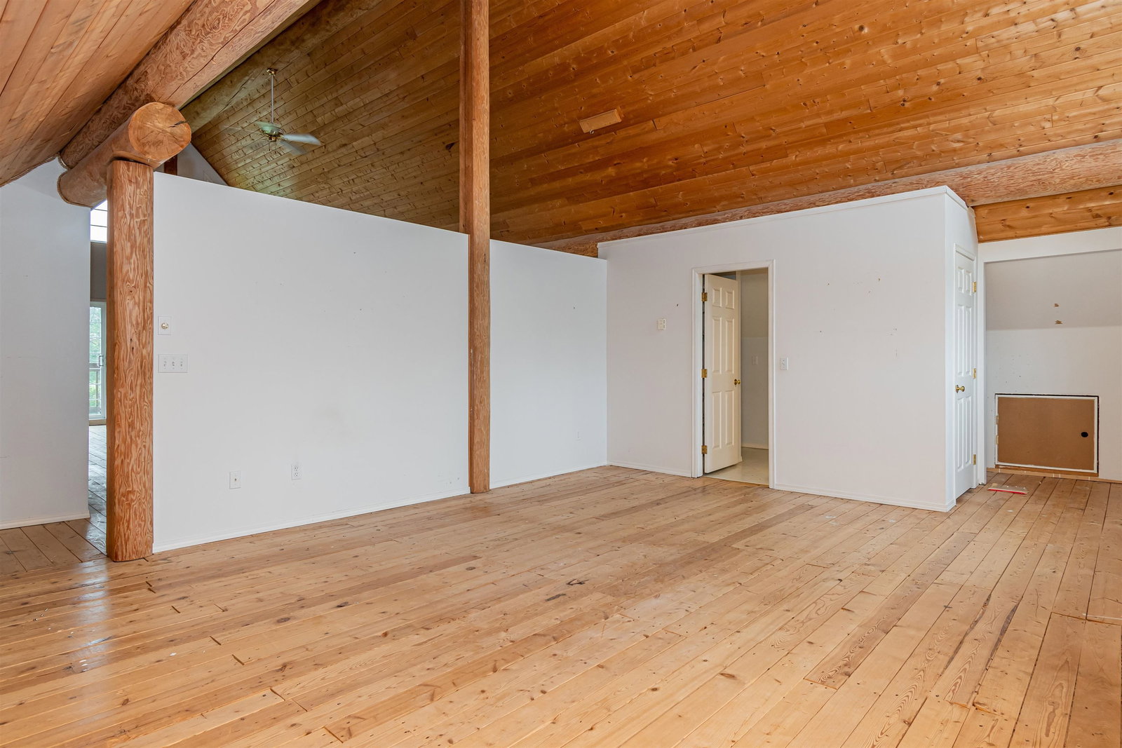 Listing Image 26