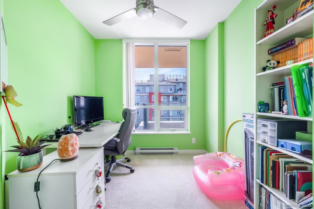 Listing Image 16