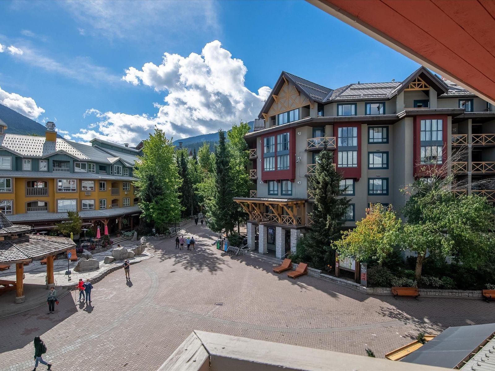 Listing Image 6