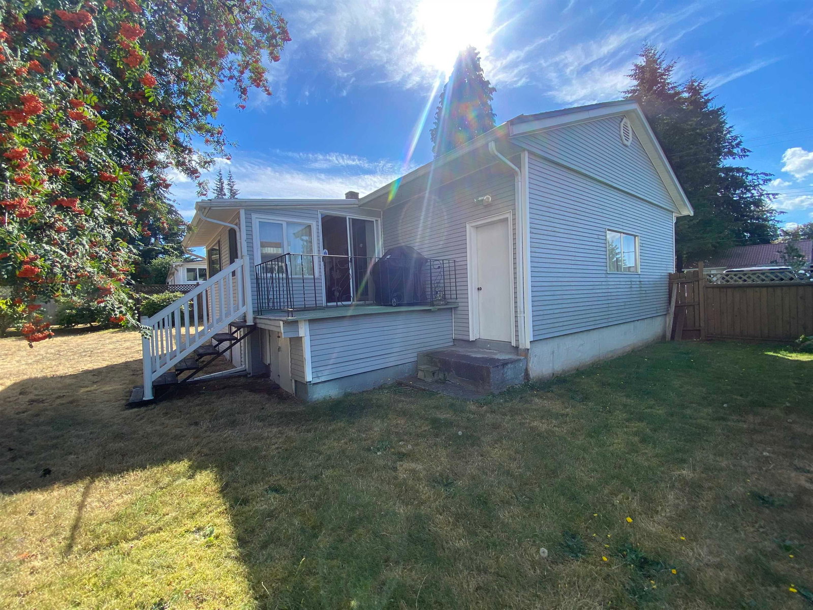 Listing Image 11