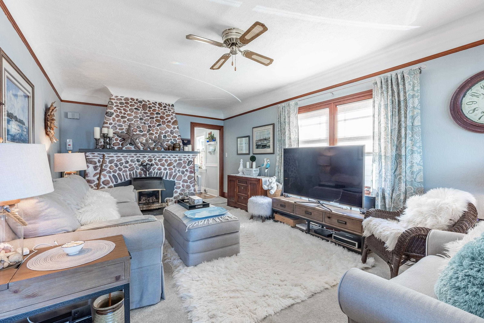 Listing Image 16