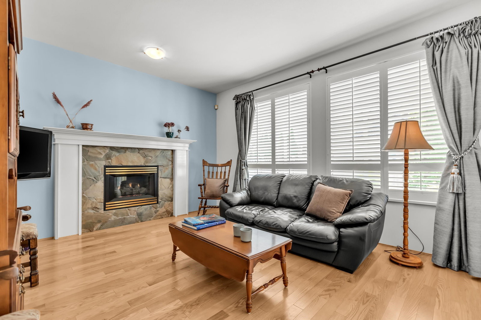Listing Image 14