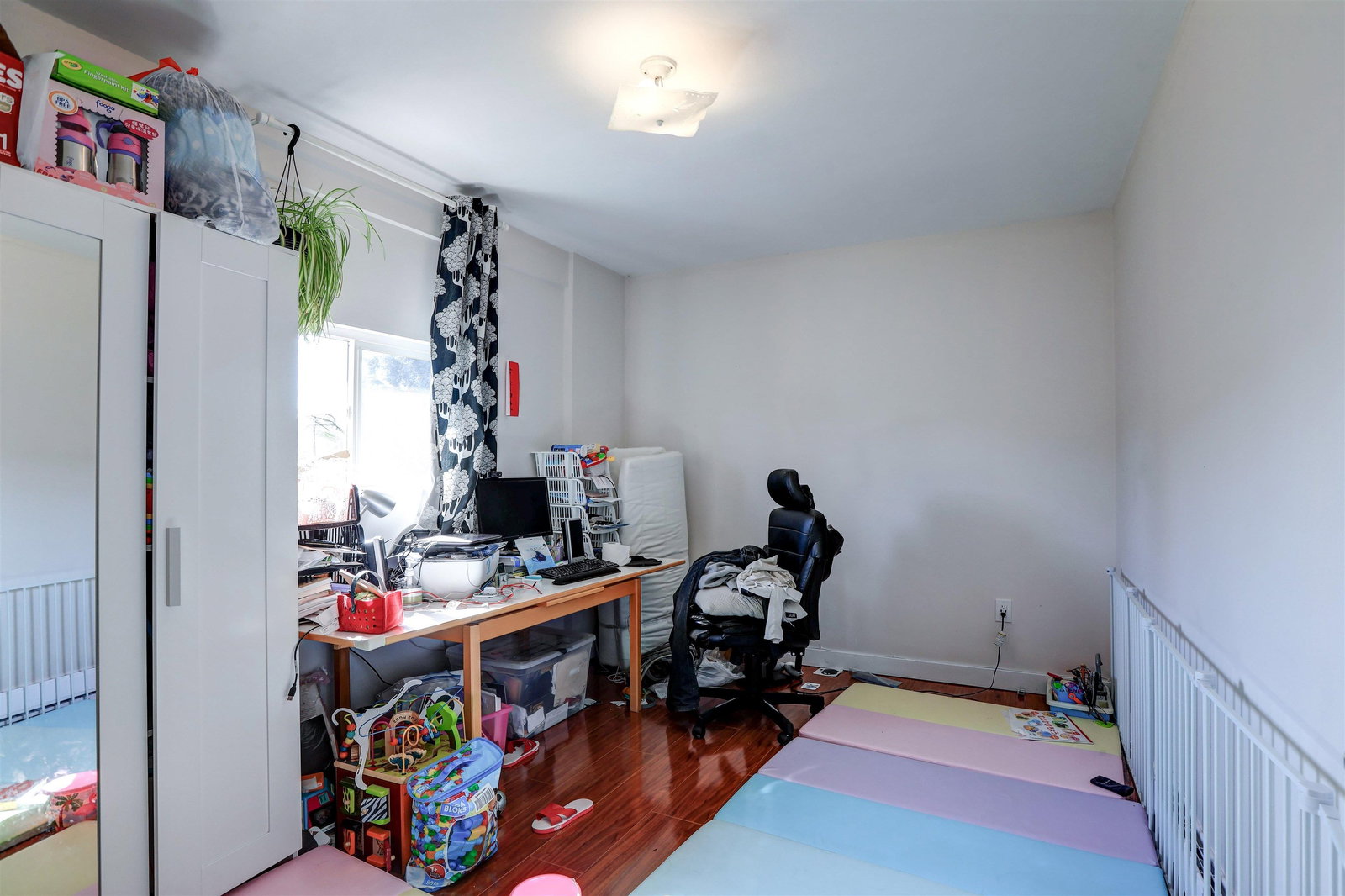 Listing Image 16