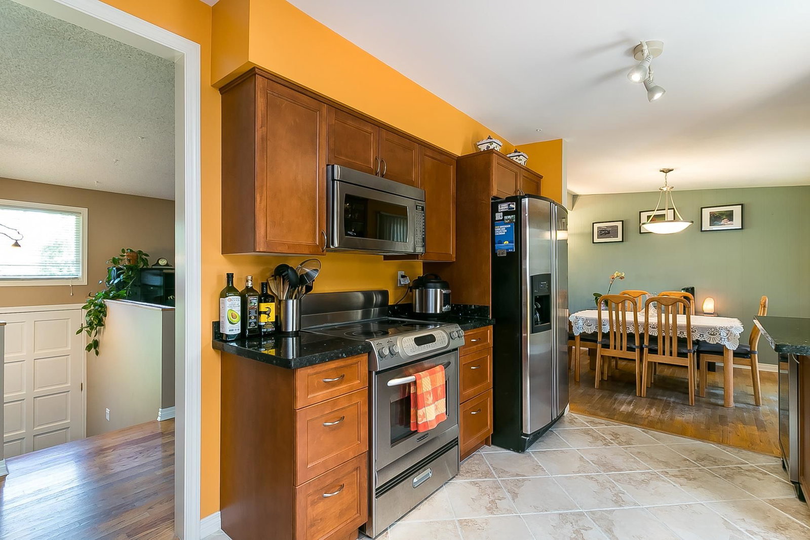 Listing Image 15