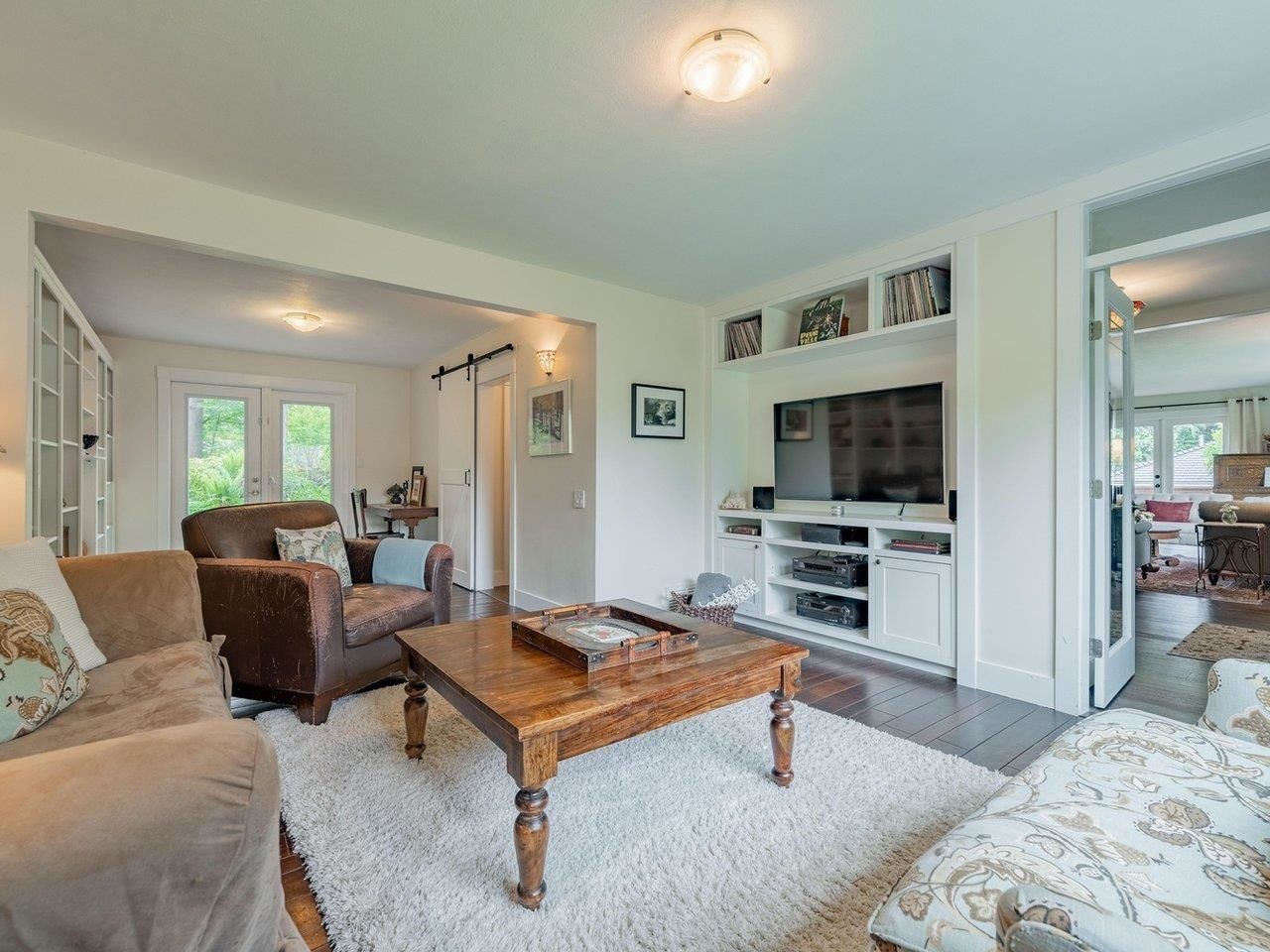 Listing Image 18