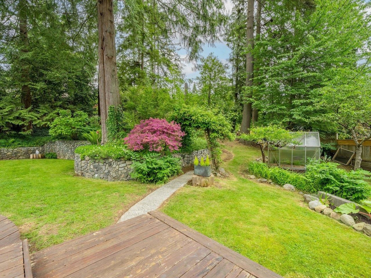 Listing Image 37