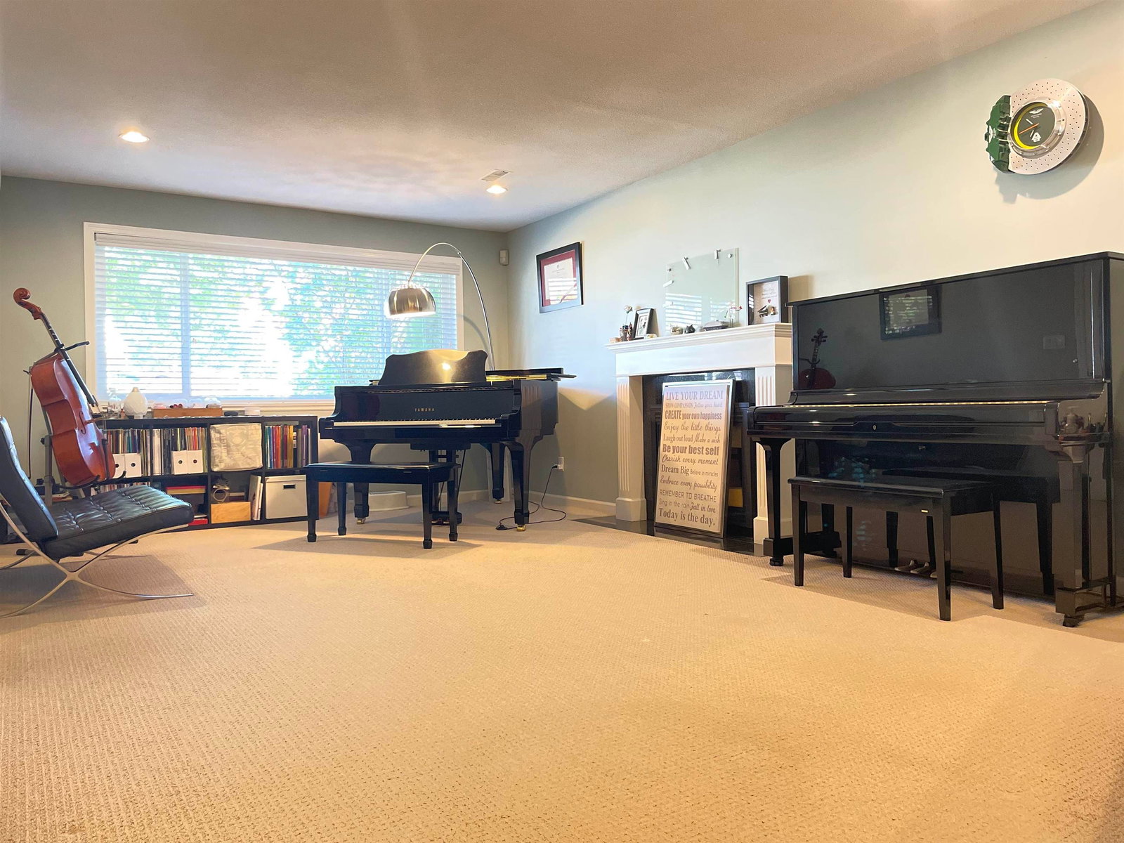 Listing Image 22