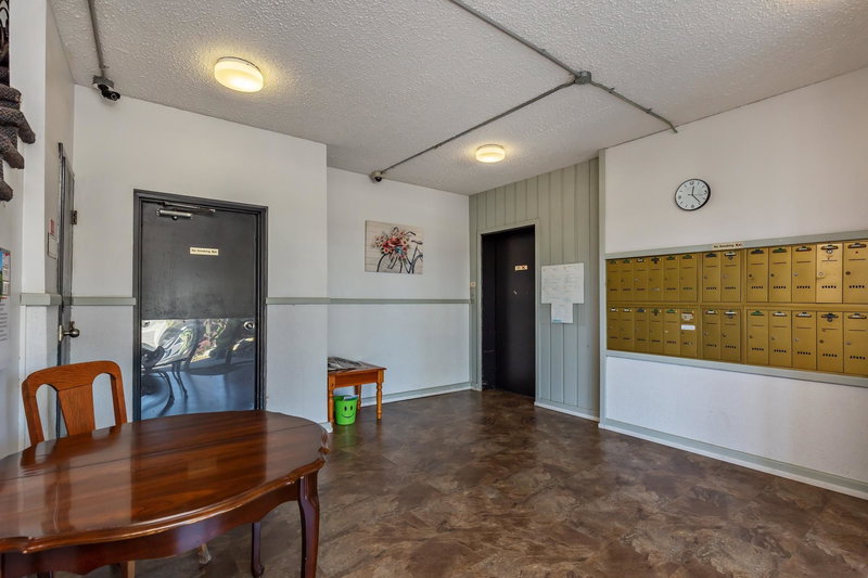 304 - 46374 Margaret Avenue, Chilliwack, V2P 2H1 | Image 2