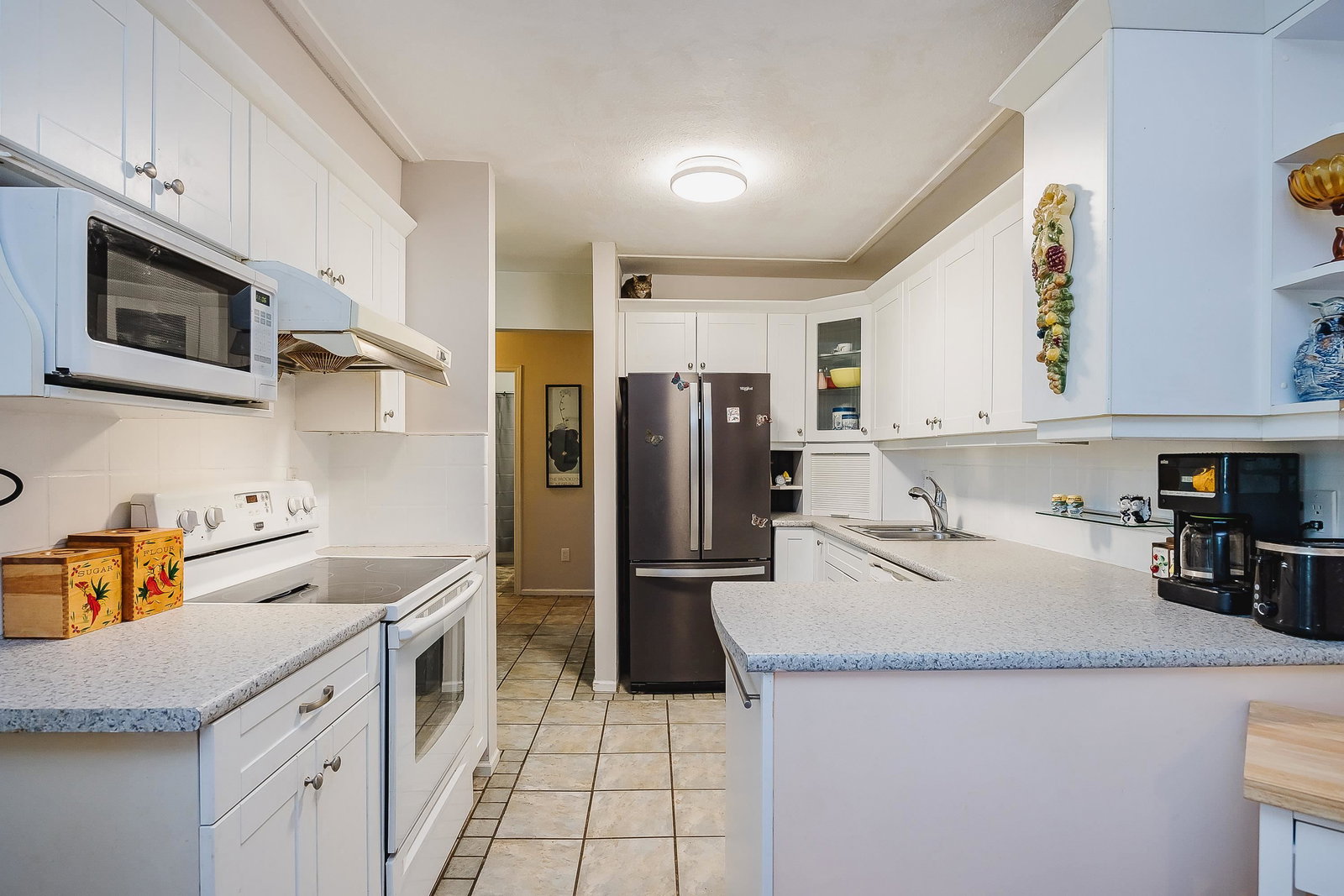 Listing Image 6
