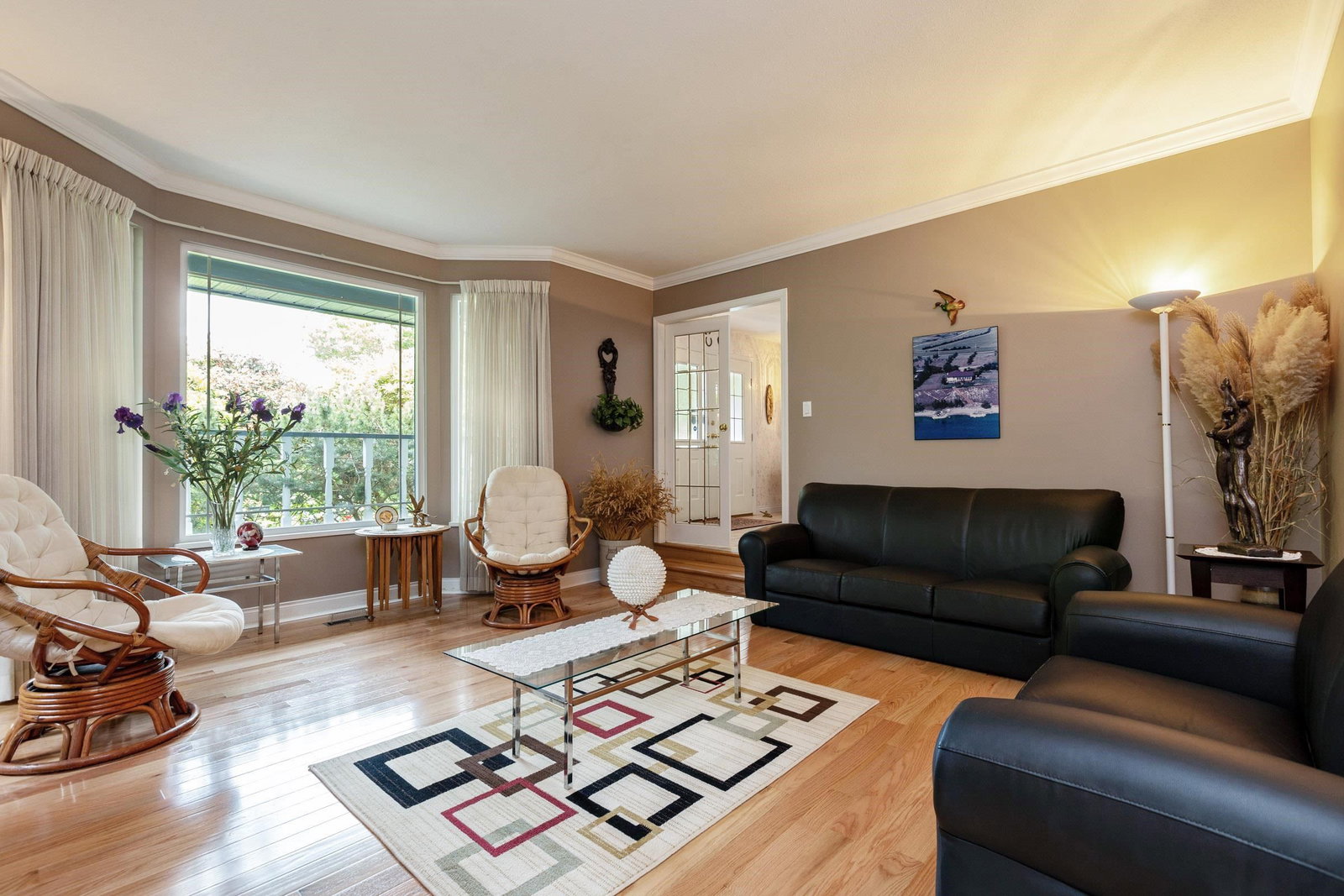 Listing Image 6