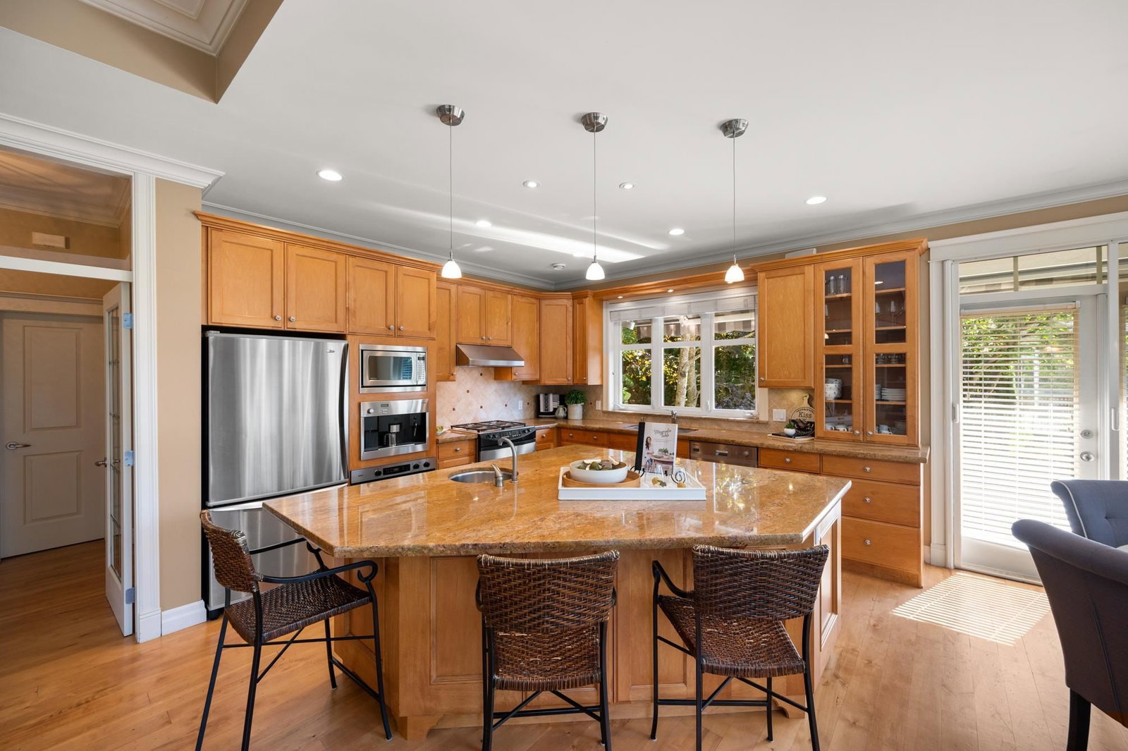 Listing Image 13