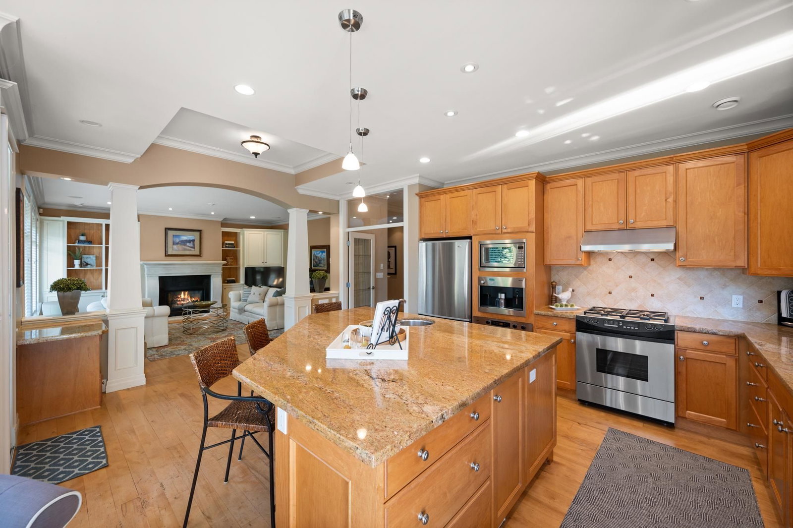 Listing Image 14
