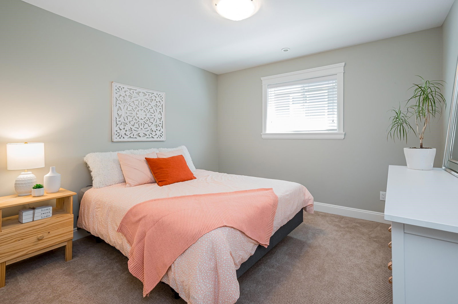 Listing Image 28