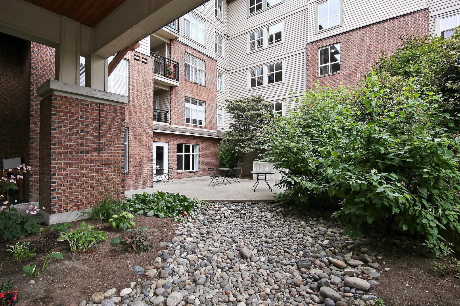 Listing Image 26