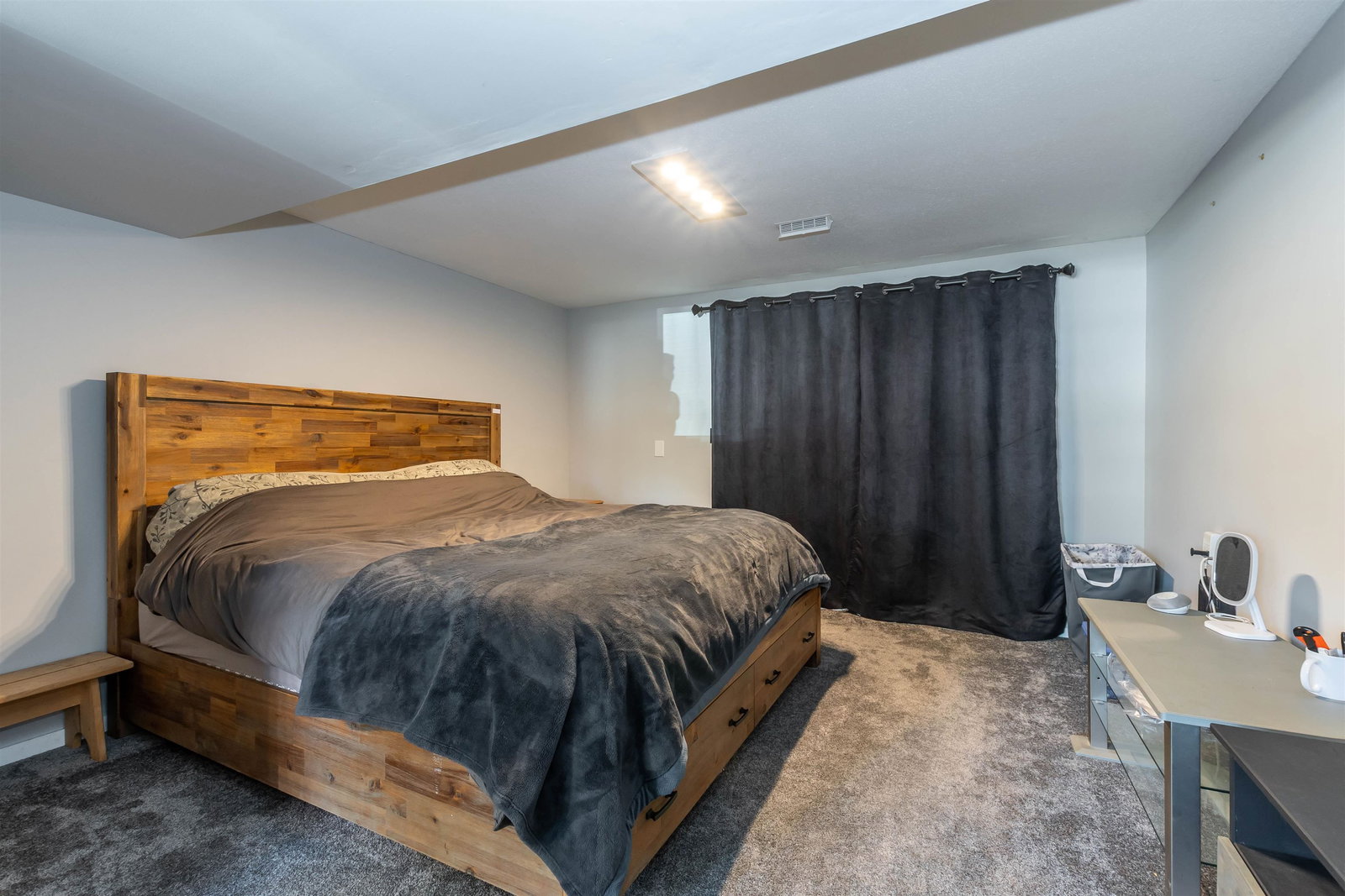 Listing Image 24