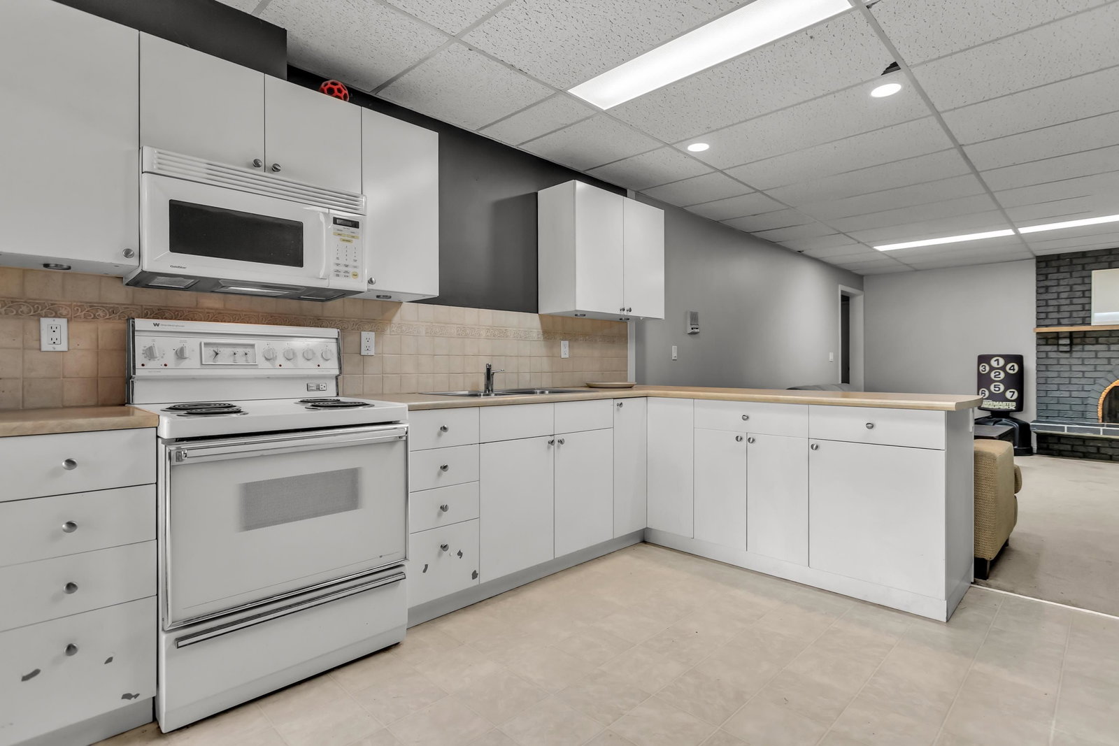Listing Image 21