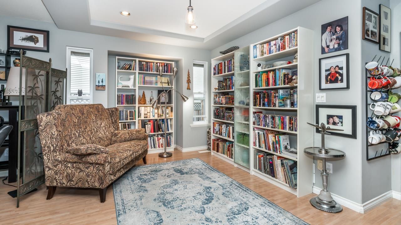 Listing Image 16