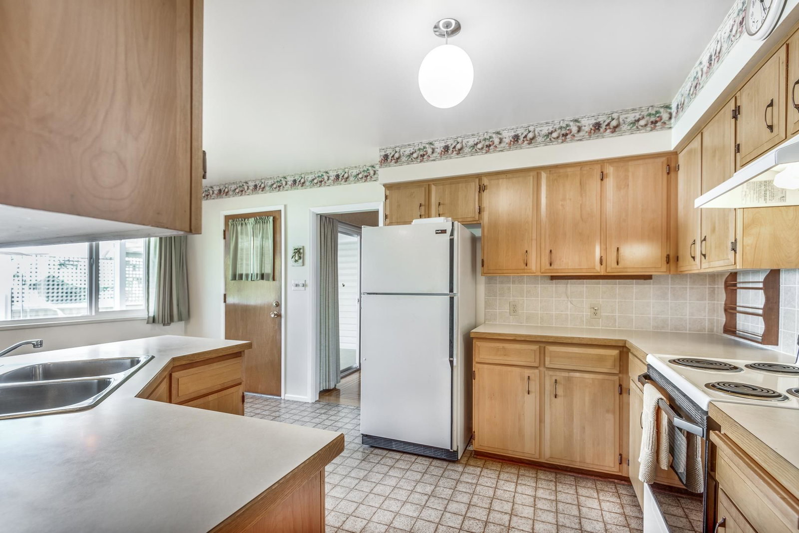 Listing Image 8