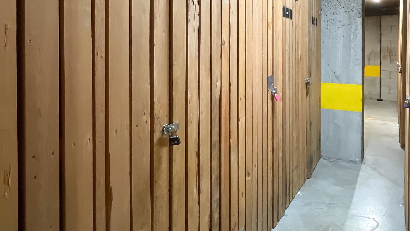 Listing Image 27