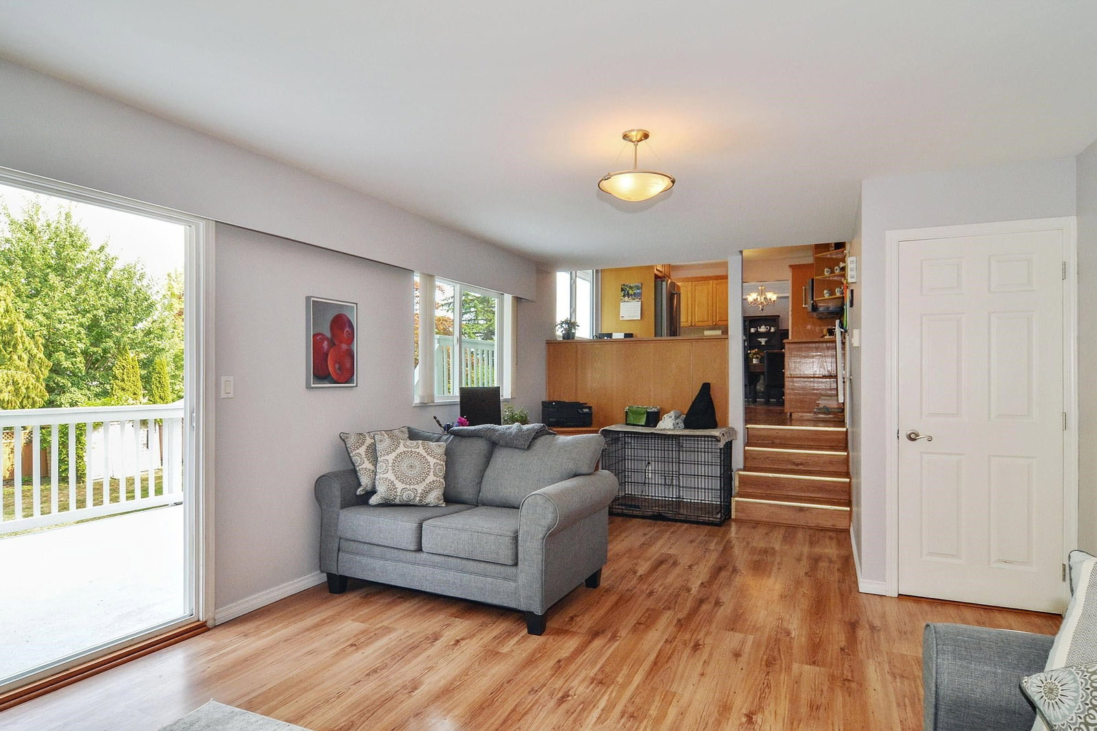 Listing Image 11