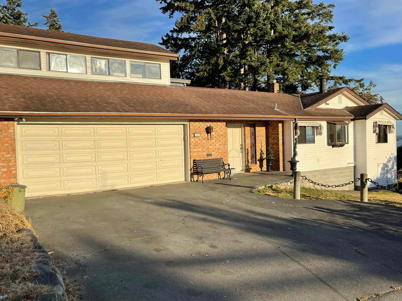 1352 Oxford Street, White Rock, V4B 3R2 | Image 2