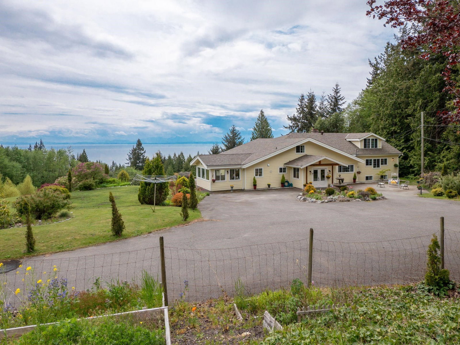 Listing Image 8