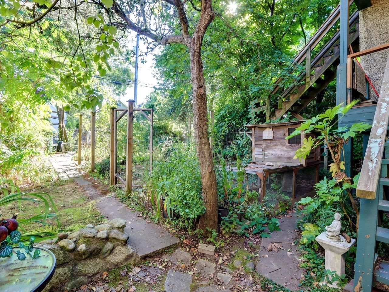 Listing Image 23