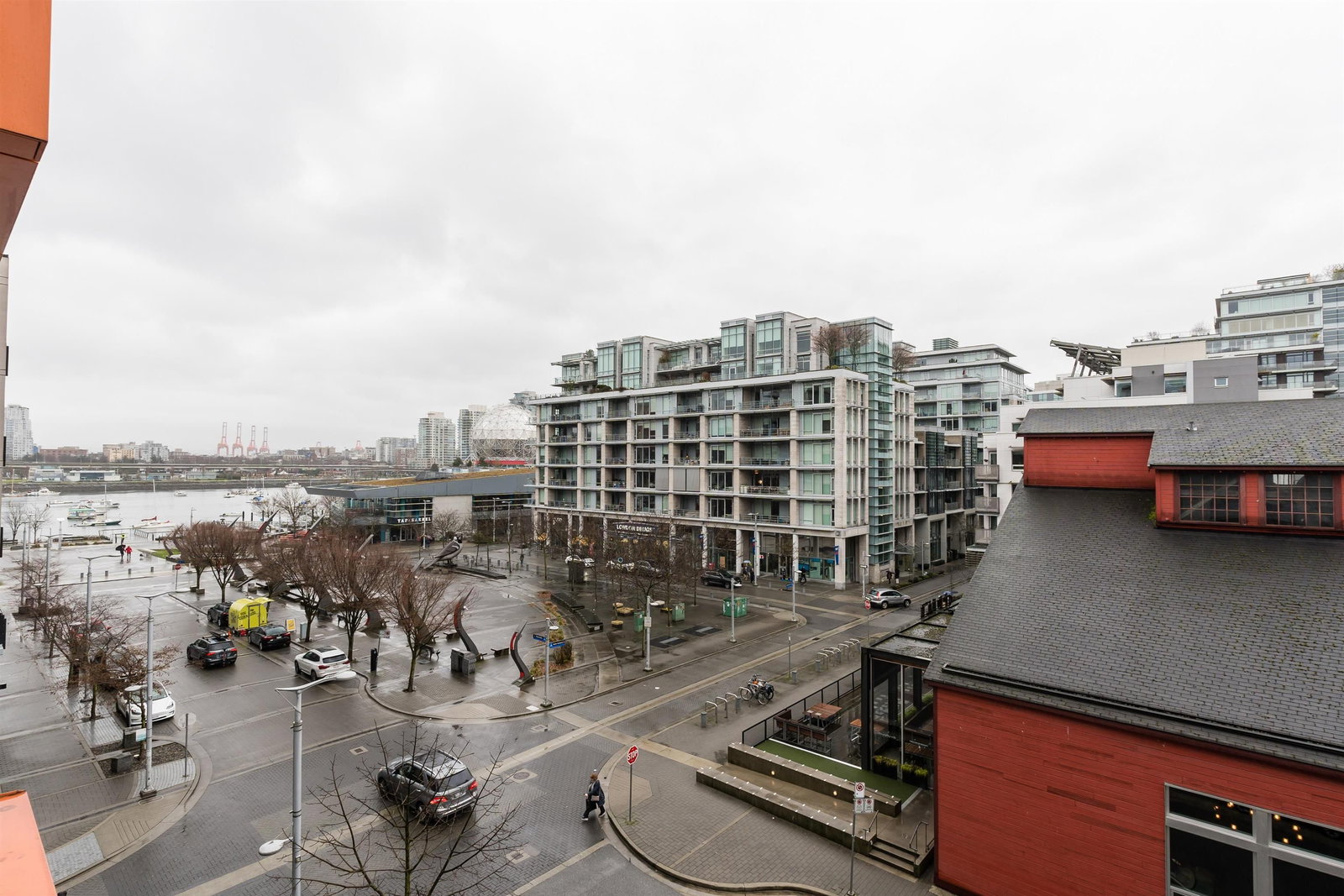 Listing Image 11