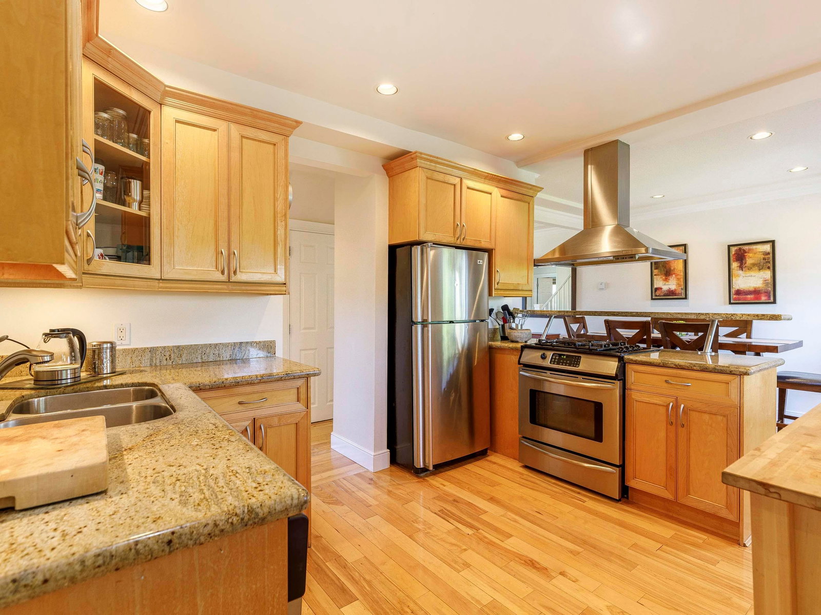 Listing Image 15