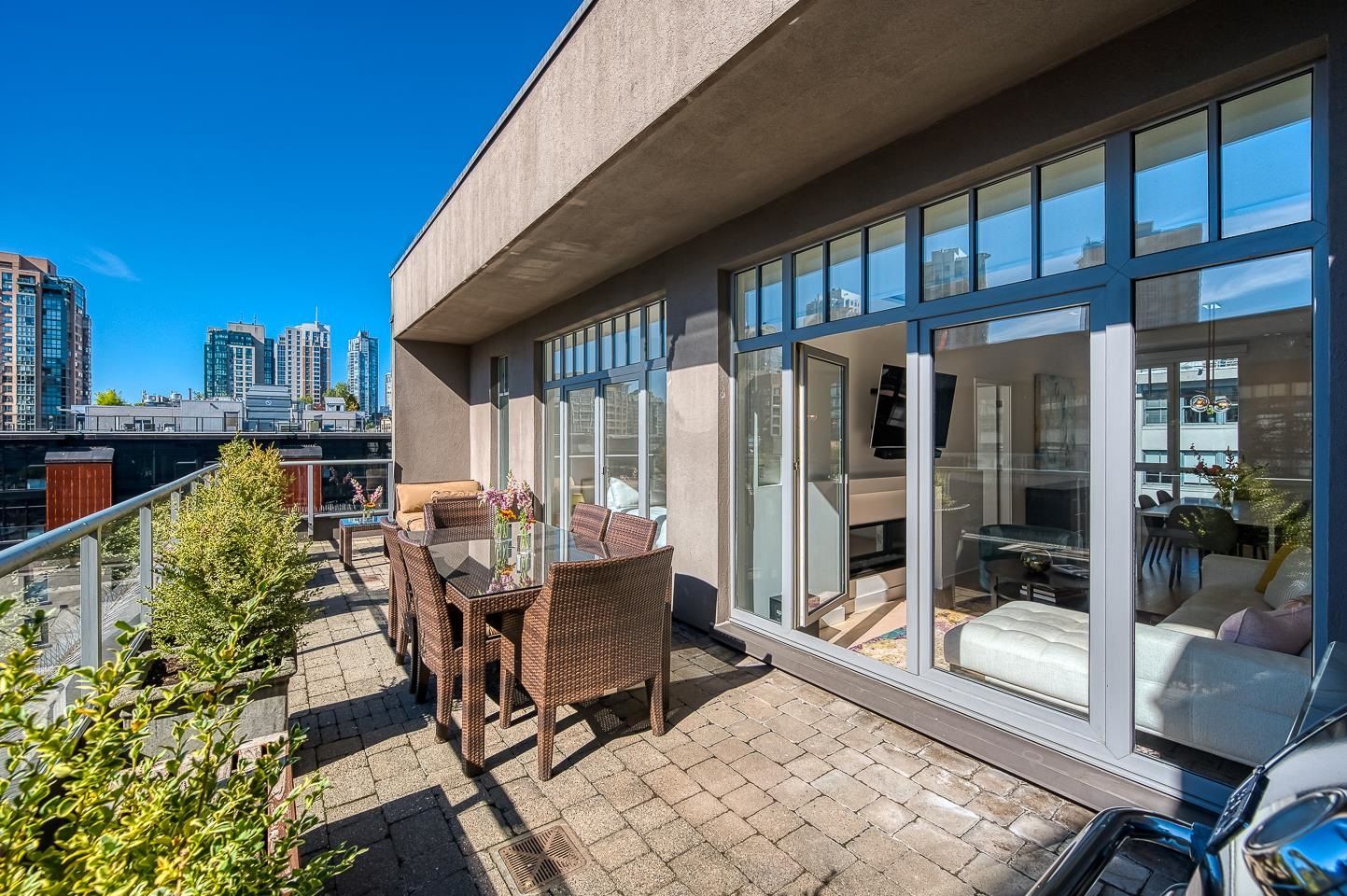 Listing Image 21