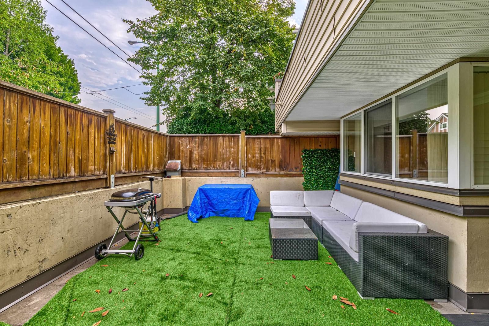 Listing Image 15