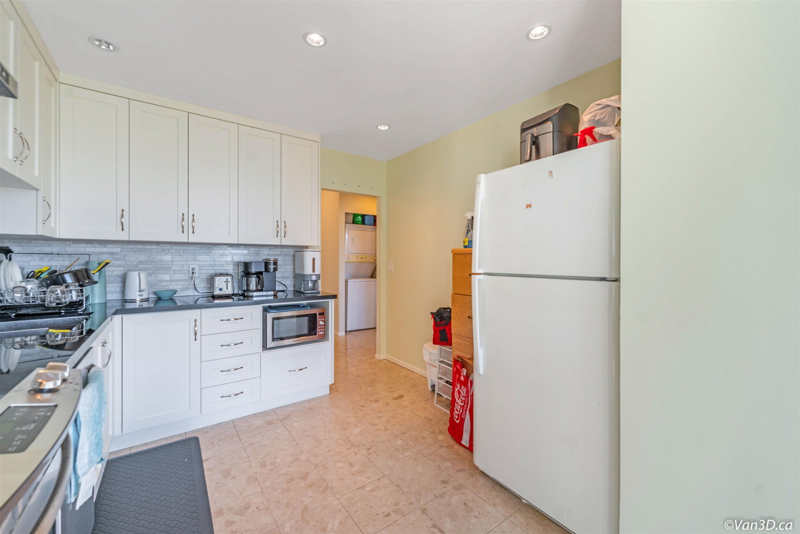 Listing Image 17